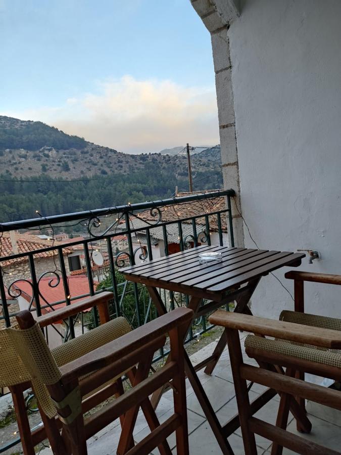 Kristi's Homes - Beautiful Dome in Dimitsana Exterior foto
